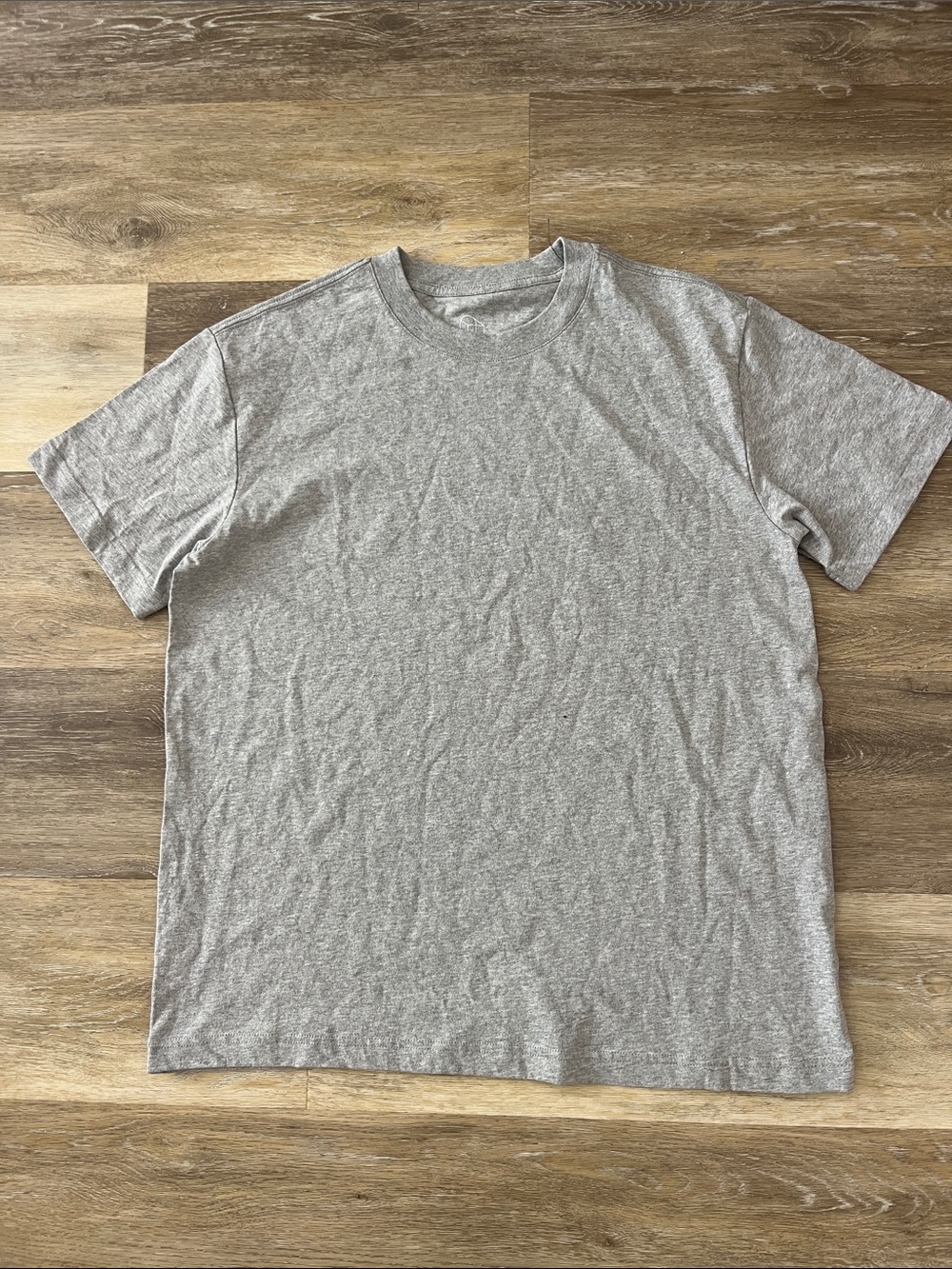 NWOT Original Use Men's Relaxed Fit T-Shirt Grey Size M